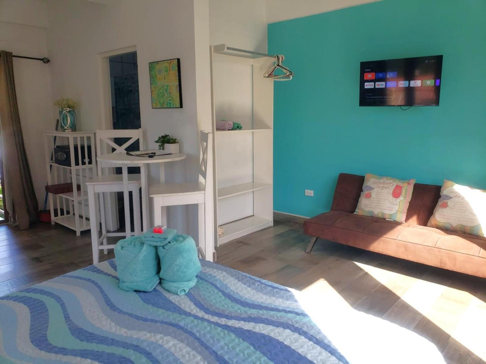 Beach Club Condos At Popeyes Caye Caulker Buitenkant foto